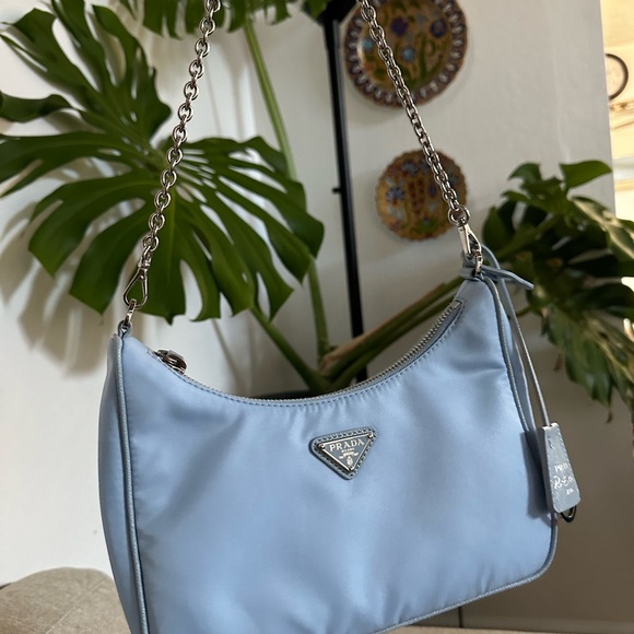 Prada Re-edition 2005 - Picture 3 of 4